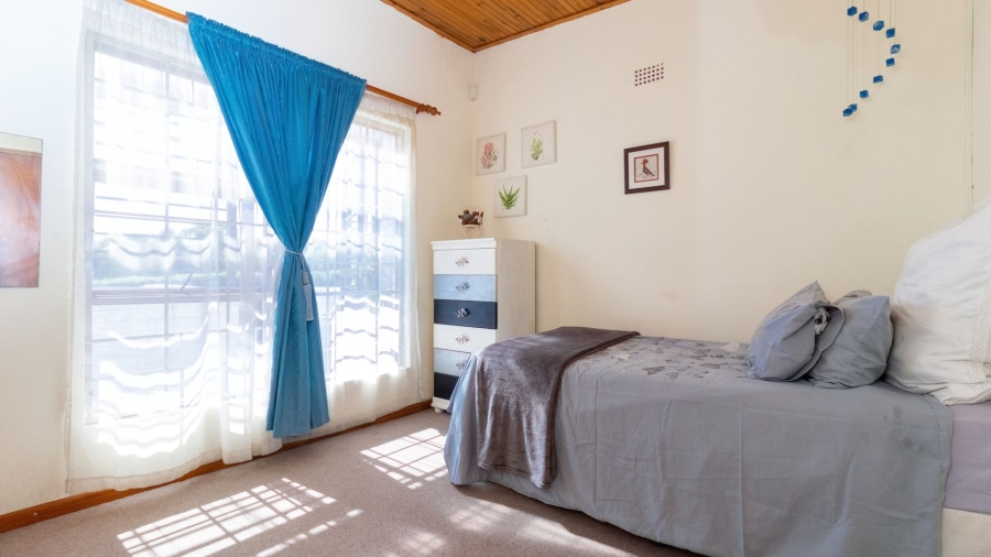 4 Bedroom Property for Sale in Pearly Beach Western Cape